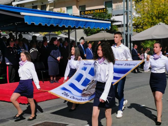 Η παρέλαση της 28ης Οκτωβρίου στην Τρίπολη ... σε φωτογραφικά "κλικ"!