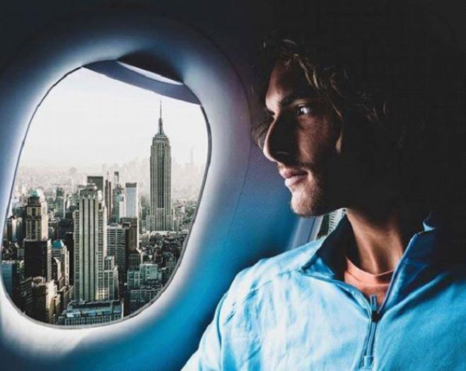 &Mu;&epsilon; &tau;&eta;&nu; &laquo;&Kappa;&alpha;&lambda;ύ&tau;&epsilon;&rho;&eta; &epsilon;&beta;&delta;&omicron;&mu;ά&delta;&alpha; &tau;&eta;&sigmaf; &zeta;&omega;ή&sigmaf; &tau;&omicron;&upsilon;&raquo;, &omicron; &Sigma;&tau;έ&phi;&alpha;&nu;&omicron;&sigmaf; &Tau;&sigma;&iota;&tau;&sigma;&iota;&pi;ά&sigmaf; &epsilon;&kappa;&tau;&omicron;&xi;&epsilon;ύ&epsilon;&tau;&alpha;&iota; &sigma;&tau;&eta;&nu; &epsilon;&lambda;ί&tau; &tau;&omicron;&upsilon; &tau;έ&nu;&iota;&sigmaf;!