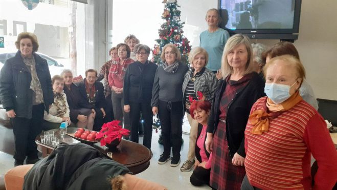 &Sigma;&tau;ό&lambda;&iota;&sigma;&alpha;&nu; &sigma;&tau;&omicron; &Kappa;&Alpha;&Pi;&Eta; &tau;&omicron;&upsilon; &Delta;ή&mu;&omicron;&upsilon; &Tau;&rho;ί&pi;&omicron;&lambda;&eta;&sigmaf; (&epsilon;&iota;&kappa;ό&nu;&epsilon;&sigmaf;)