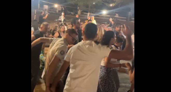 &Tau;&alpha; &beta;ί&nu;&tau;&epsilon;&omicron; &alpha;&pi;ό &tau;&omicron; &pi;&alpha;&nu;&eta;&gamma;ύ&rho;&iota; &sigma;&tau;&iota;&sigmaf; &Alpha;&rho;&alpha;&chi;&alpha;&mu;ί&tau;&epsilon;&sigmaf;! (vd)