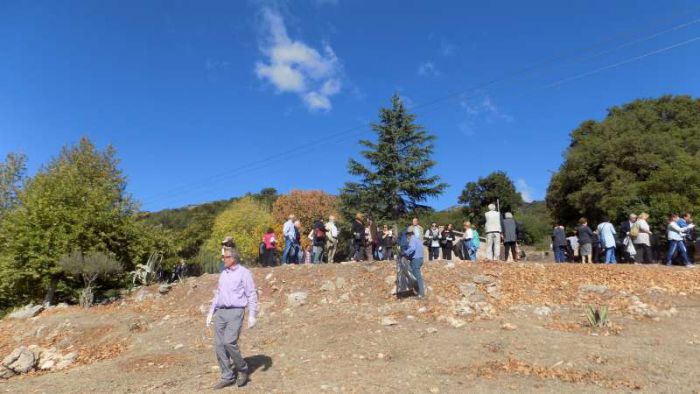 Για 5η χρονιά εθελοντές καθάρισαν την πανέμορφη Λίμνη Λάδωνα (εικόνες)