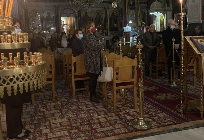 &Eta; &alpha;&gamma;&rho;&upsilon;&pi;&nu;ί&alpha; &tau;&omicron;&upsilon; &Alpha;&gamma;ί&omicron;&upsilon; &Pi;&omicron;&rho;&phi;&upsilon;&rho;ί&omicron;&upsilon; &sigma;&tau;&eta;&nu; &Tau;&rho;ί&pi;&omicron;&lambda;&eta; (&epsilon;&iota;&kappa;ό&nu;&epsilon;&sigmaf;)