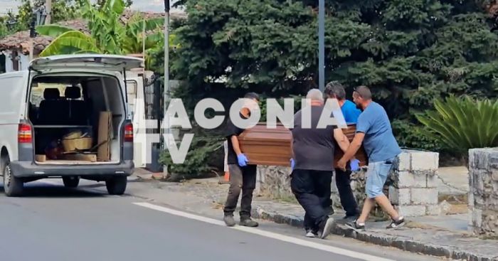 &Sigma;&omicron;&kappa; &sigma;&tau;&omicron;&nu; &Mu;&upsilon;&sigma;&tau;&rho;ά: 55&chi;&rho;&omicron;&nu;&omicron;&sigmaf; &delta;&iota;&alpha;&tau;&eta;&rho;&omicron;ύ&sigma;&epsilon; &tau;&eta; &sigma;&omicron;&rho;ό &tau;&omicron;&upsilon; &pi;&alpha;&tau;έ&rho;&alpha; &tau;&omicron;&upsilon; &sigma;&epsilon; &psi;&upsilon;&gamma;&epsilon;ί&omicron; &gamma;&iota;&alpha; &pi;ά&nu;&omega; &alpha;&pi;ό &delta;ύ&omicron; &chi;&rho;ό&nu;&iota;&alpha;