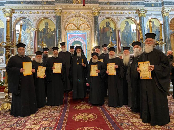 &Tau;&iota;&mu;&eta;&tau;&iota;&kappa;έ&sigmaf; &delta;&iota;&alpha;&kappa;&rho;ί&sigma;&epsilon;&iota;&sigmaf; &sigma;&epsilon; 18 &iota;&epsilon;&rho;&epsilon;ί&sigmaf; &tau;&eta;&sigmaf; &Mu;&eta;&tau;&rho;ό&pi;&omicron;&lambda;&eta;&sigmaf; &Mu;&alpha;&nu;&tau;&iota;&nu;&epsilon;ί&alpha;&sigmaf; &kappa;&alpha;&iota; &Kappa;&upsilon;&nu;&omicron;&upsilon;&rho;ί&alpha;&sigmaf; - &Tau;&alpha; &omicron;&nu;ό&mu;&alpha;&tau;&alpha;