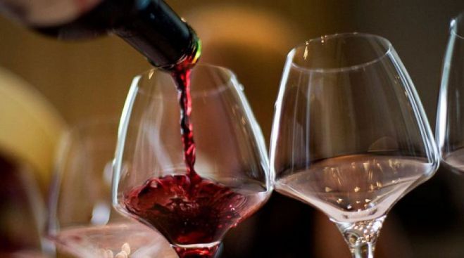 Ανακοινώθηκαν διευκολύνσεις για τους μικρούς οινοπαραγωγούς