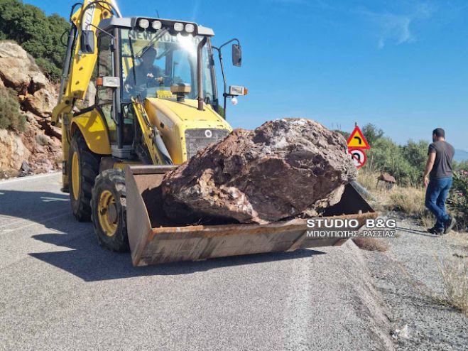 &Tau;&rho;ό&mu;&omicron;&sigmaf; &gamma;&iota;&alpha; &omicron;&delta;&eta;&gamma;ό &sigma;&tau;&omicron;&nu; &Kappa;&omicron;&lambda;&omicron;&sigma;&omicron;ύ&rho;&tau;&eta; - &Tau;&epsilon;&rho;ά&sigma;&tau;&iota;&omicron;&sigmaf; &beta;&rho;ά&chi;&omicron;&sigmaf; έ&pi;&epsilon;&sigma;&epsilon; &pi;ά&nu;&omega; &sigma;&epsilon; ό&chi;&eta;&mu;&alpha;
