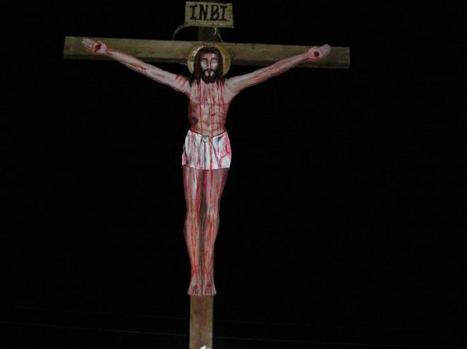 "&Sigma;ή&mu;&epsilon;&rho;&omicron;&nu; &kappa;&rho;&epsilon;&mu;ά&tau;&alpha;&iota;..." &alpha;&pi;ό &tau;&eta; &Chi;&omicron;&rho;&omega;&delta;ί&alpha; &Tau;&rho;ί&pi;&omicron;&lambda;&eta;&sigmaf;