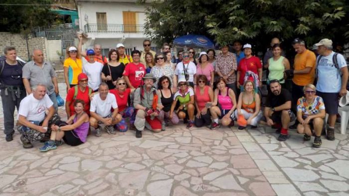 Φυσιολάτρες από τη Νίκαια επισκέφθηκαν το Φαράγγι της Γκούρας και τα Ιαματικά Λουτρά Ηραίας (εικόνες)