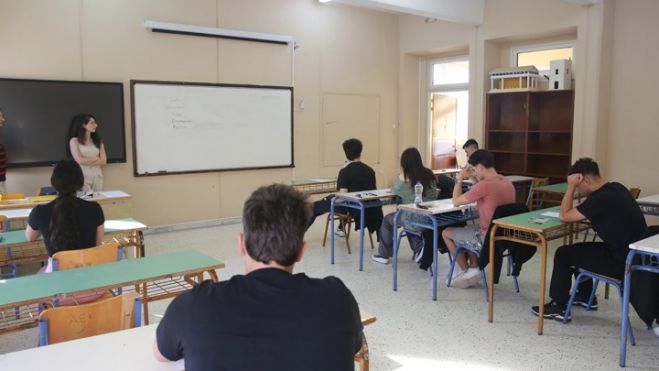 Πανελλαδικές 2025 | Η δημιουργικότητα, το φετινό θέμα της Νεοελληνικής Γλώσσας και Λογοτεχνίας - Σχολιασμός θεμάτων