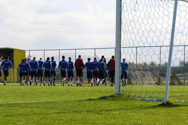 &Alpha;&sigma;&tau;έ&rho;&alpha;&sigmaf; | &Sigma;&tau;&iota;&sigmaf; 5.15 &pi;&alpha;ί&zeta;&epsilon;&iota; &gamma;&iota;&alpha; &tau;&omicron; &Kappa;ύ&pi;&epsilon;&lambda;&lambda;&omicron; - &Pi;&omicron;&iota;&omicron; &kappa;&alpha;&nu;ά&lambda;&iota; &delta;&epsilon;ί&chi;&nu;&epsilon;&iota; &tau;&omicron; &mu;&alpha;&tau;&sigmaf;!