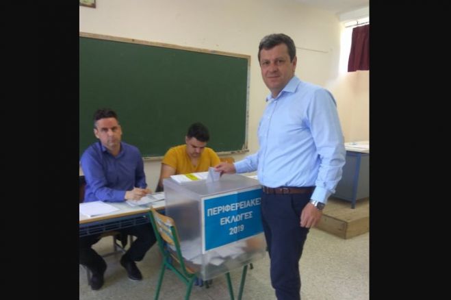 &Psi;ή&phi;&iota;&sigma;&epsilon; &omicron; &Gamma;&iota;ώ&rho;&gamma;&omicron;&sigmaf; &Kappa;&alpha;&mu;&pi;ύ&lambda;&eta;&sigmaf; &sigma;&tau;&eta; &Beta;ό&rho;&epsilon;&iota;&alpha; &Kappa;&upsilon;&nu;&omicron;&upsilon;&rho;ί&alpha;