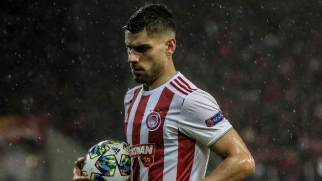 &Sigma;&tau;&omicron; Europa League &sigma;&upsilon;&nu;&epsilon;&chi;ί&zeta;&epsilon;&iota; &omicron; &Omicron;&lambda;&upsilon;&mu;&pi;&iota;&alpha;&kappa;ό&sigmaf;! (vd)