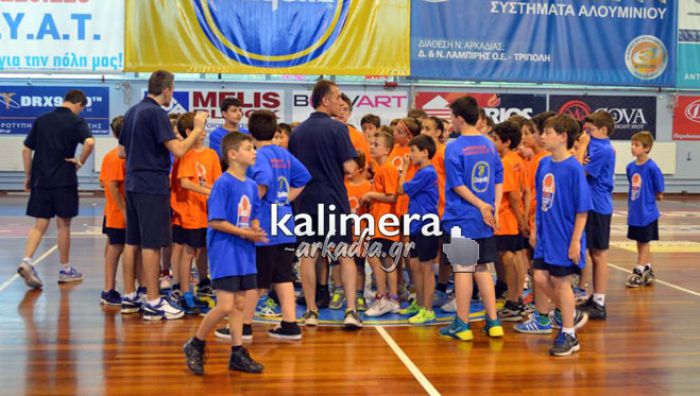 Σημαντικά ονόματα του μπάσκετ στο camp του Αρκαδικού στην Τρίπολη (vd)