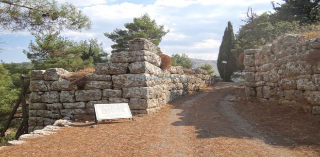 Στο όριο της κατάρρευσης η πανάρχαια Ακρόπολη της Αρχαίας Νεστάνης
