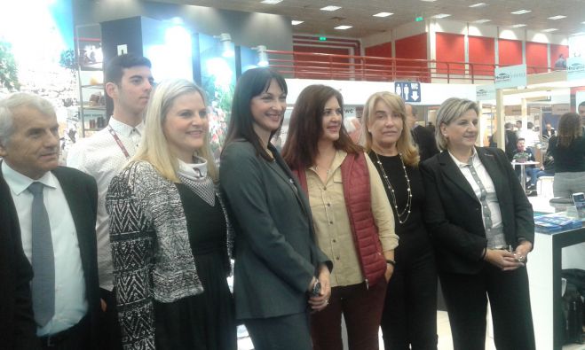 &Eta; &Pi;&epsilon;&rho;&iota;&phi;έ&rho;&epsilon;&iota;&alpha; &Pi;&epsilon;&lambda;&omicron;&pi;&omicron;&nu;&nu;ή&sigma;&omicron;&upsilon; &sigma;&tau;&eta;&nu; 33&eta; &Delta;&iota;&epsilon;&theta;&nu;ή Έ&kappa;&theta;&epsilon;&sigma;&eta; &Tau;&omicron;&upsilon;&rho;&iota;&sigma;&mu;&omicron;ύ Philoxenia