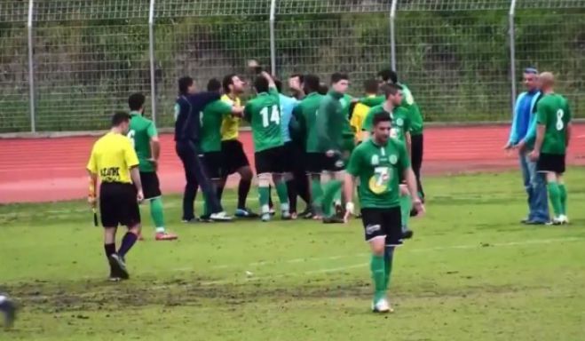 &Chi;&alpha;&mu;ό&sigmaf; &sigma;&epsilon; &tau;&omicron;&pi;&iota;&kappa;ό &pi;&rho;&omega;&tau;ά&theta;&lambda;&eta;&mu;&alpha; &ndash; &Epsilon;&pi;ί&theta;&epsilon;&sigma;&eta; &alpha;&pi;ό &pi;&alpha;ί&chi;&tau;&epsilon;&sigmaf; &kappa;&alpha;&iota; &omicron;&pi;&alpha;&delta;&omicron;ύ&sigmaf; &sigma;&epsilon; &delta;&iota;&alpha;&iota;&tau;&eta;&tau;ή (vd)