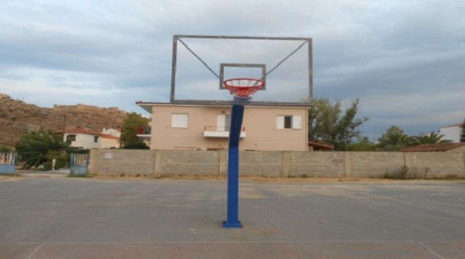 &Epsilon;&pi;έ&sigma;&tau;&rho;&epsilon;&psi;&alpha;&nu; &omicron;&iota; &mu;&pi;&alpha;&sigma;&kappa;έ&tau;&epsilon;&sigmaf; &kappa;&alpha;&iota; &tau;&alpha; &chi;&alpha;&mu;ό&gamma;&epsilon;&lambda;&alpha; &sigma;&tau;&omicron; &gamma;ή&pi;&epsilon;&delta;&omicron; &tau;&omicron;&upsilon; &Alpha;&chi;&iota;&lambda;&lambda;έ&alpha;!