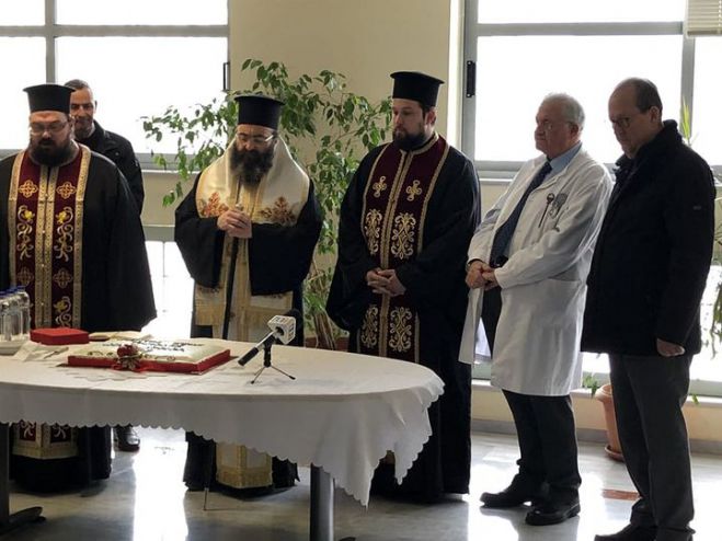 &Eta; &kappa;&omicron;&pi;ή &pi;ί&tau;&alpha;&sigmaf; &sigma;&tau;&omicron; &Kappa;έ&nu;&tau;&rho;&omicron; &Upsilon;&gamma;&epsilon;ί&alpha;&sigmaf; &Tau;&rho;ί&pi;&omicron;&lambda;&eta;&sigmaf;