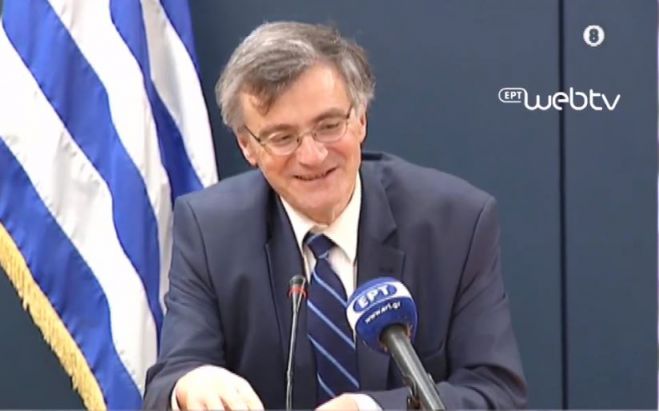 &Tau;&omicron; &chi;&alpha;&mu;ό&gamma;&epsilon;&lambda;&omicron; &tau;&omicron;&upsilon; &Tau;&sigma;&iota;ό&delta;&rho;&alpha; &gamma;&iota;&alpha; &tau;&eta;&nu; &pi;&omicron;&rho;&epsilon;ί&alpha; &tau;&omicron;&upsilon; &iota;&omicron;ύ &sigma;&tau;&eta;&nu; &Epsilon;&lambda;&lambda;ά&delta;&alpha; | &laquo;&Epsilon;ί&mu;&alpha;&iota; &chi;&alpha;&rho;&omicron;ύ&mu;&epsilon;&nu;&omicron;&sigmaf;, &alpha;&lambda;&lambda;ά &theta;&alpha; &tau;&omicron; &kappa;&rho;&alpha;&tau;ή&sigma;&omega; &mu;έ&sigma;&alpha; &mu;&omicron;&upsilon;&raquo; (vd)