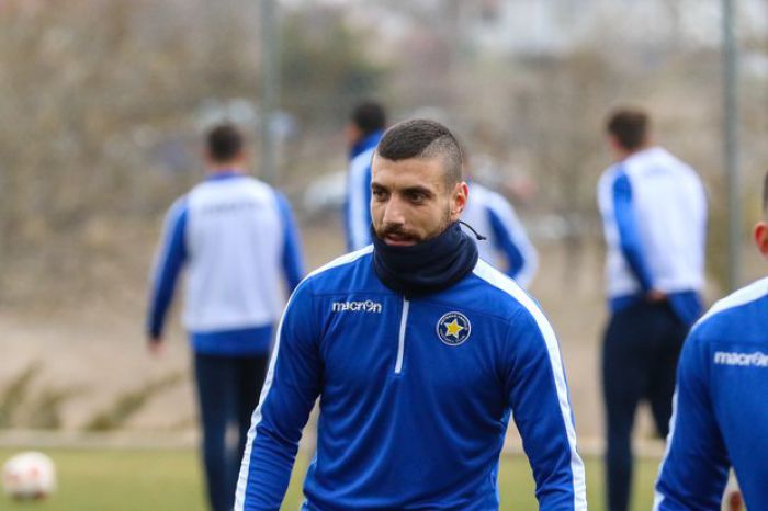 &Sigma;&tau;&omicron;&nu; &Alpha;&sigma;&tau;έ&rho;&alpha; &omicron; &Alpha;&rho;&alpha;&beta;ί&delta;&eta;&sigmaf;! (vd)