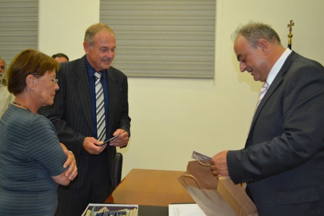 Γερμανός έγινε επίτιμος δημότης στη Βόρεια Κυνουρία! (vd)