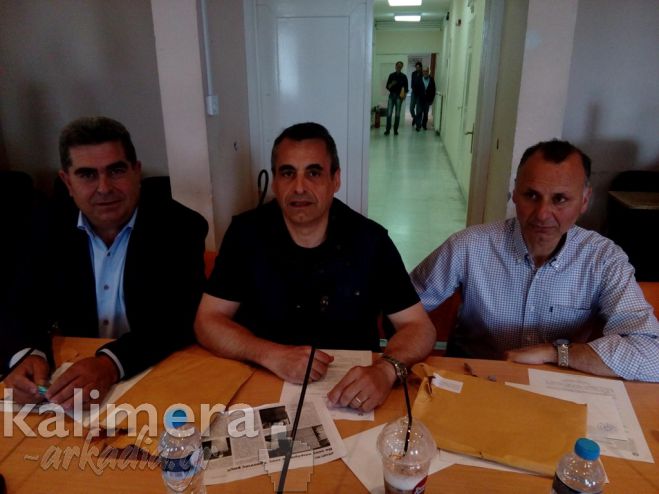 &Tau;&zeta;&iota;&omicron;ύ&mu;&eta;&sigmaf;: "Έ&chi;&epsilon;&tau;&epsilon; &epsilon;&gamma;&kappa;&alpha;&tau;&alpha;&lambda;&epsilon;ί&psi;&epsilon;&iota; &sigma;&tau;&eta; &mu;&omicron;ί&rho;&alpha; &tau;&eta;&sigmaf; &tau;&eta;&nu; &pi;ό&lambda;&eta; &kappa;&alpha;&iota; &tau;&alpha; &chi;&omega;&rho;&iota;ά"