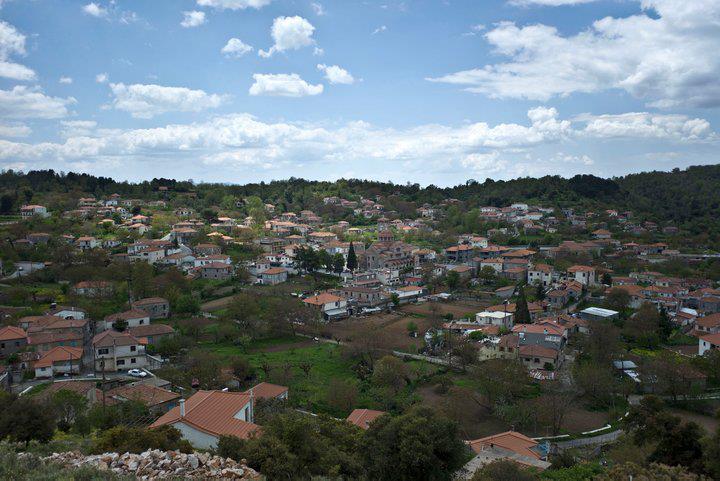Αναπλάσεις κοινοχρήστων χώρων αποφάσισε να προχωρήσει ο Δήμος Τρίπολης στη Βλαχοκερασιά