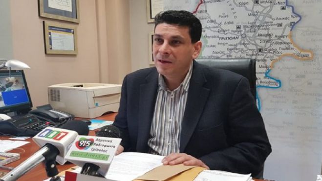 &Tau;&sigma;&iota;&alpha;&mu;&omicron;ύ&lambda;&omicron;&sigmaf;: &ldquo;&Omicron; &Delta;ή&mu;&alpha;&rho;&chi;&omicron;&sigmaf; &epsilon;&pi;&iota;&rho;&rho;ί&pi;&tau;&epsilon;&iota; &epsilon;&upsilon;&theta;ύ&nu;&epsilon;&sigmaf; &sigma;&tau;&omicron;&upsilon;&sigmaf; &delta;&eta;&mu;ό&tau;&epsilon;&sigmaf;, &gamma;&iota;&alpha; &nu;&alpha; &kappa;&alpha;&lambda;ύ&psi;&epsilon;&iota; &tau;&eta;&nu; &alpha;&nu;&epsilon;&pi;ά&rho;&kappa;&epsilon;&iota;&alpha; &tau;&omicron;&upsilon;&rdquo; (vd)