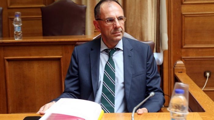 Υπουργός Επικρατείας: "Σε δεύτερη φάση οι Κυριακάτικες Λειτουργίες με πιστούς στις εκκλησίες"