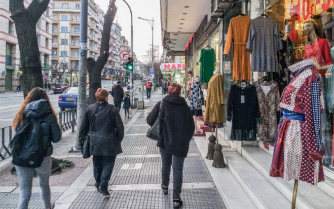 Στη Θεσσαλονίκη ο Εμπορικός Σύλλογος αποφάσισε μειωμένο ωράριο για τα καταστήματα!