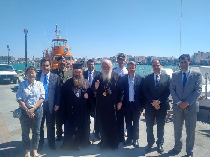 &Sigma;&tau;&iota;&sigmaf; &alpha;&kappa;&rho;&iota;&tau;&iota;&kappa;έ&sigmaf; &Omicron;&iota;&nu;&omicron;ύ&sigma;&sigma;&epsilon;&sigmaf; &mu;&epsilon; &tau;&omicron;&nu; &Alpha;&rho;&chi;&iota;&epsilon;&pi;ί&sigma;&kappa;&omicron;&pi;&omicron; &omicron; &Omicron;&delta;&upsilon;&sigma;&sigma;έ&alpha;&sigmaf;! (&epsilon;&iota;&kappa;ό&nu;&epsilon;&sigmaf;)