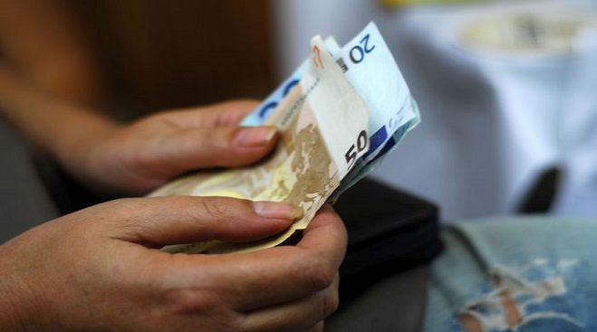 &Mu;ί&alpha; &alpha;&lambda;&eta;&theta;&iota;&nu;ή &iota;&sigma;&tau;&omicron;&rho;ί&alpha; &alpha;&nu;&alpha;&gamma;&nu;ώ&sigma;&tau;&eta;: &Pi;&epsilon;&rho;ί&sigma;&sigma;&epsilon;&upsilon;&mu;&alpha; ή&theta;&omicron;&upsilon;&sigmaf; &sigma;&epsilon; &kappa;&alpha;&phi;&epsilon;&tau;έ&rho;&iota;&alpha; &tau;&eta;&sigmaf; &Tau;&rho;ί&pi;&omicron;&lambda;&eta;&sigmaf; &hellip;