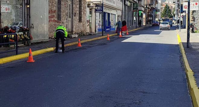 &Alpha;&nu;&tau;&iota;&delta;ή&mu;&alpha;&rho;&chi;&omicron;&sigmaf; &Lambda;&alpha;&gamma;ό&sigmaf;: "&Eta; &Chi;&alpha;&tau;&zeta;&eta;&chi;&rho;ή&sigma;&tau;&omicron;&upsilon; &tau;&epsilon;&lambda;&epsilon;ί&omega;&sigma;&epsilon;, &eta; &Omicron;&Eta;&Epsilon; &alpha;&pi;&omicron;&kappa;&tau;ά &chi;&rho;ώ&mu;&alpha;, &eta; &Epsilon;&lambda;&epsilon;&upsilon;&theta;&epsilon;&rho;ί&omicron;&upsilon; &Beta;&epsilon;&nu;&iota;&zeta;έ&lambda;&omicron;&upsilon; &omicron;&mu;&omicron;&rho;&phi;&alpha;ί&nu;&epsilon;&iota;"