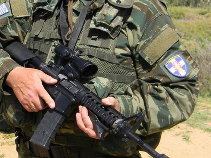 &Tau;&rho;ί&pi;&omicron;&lambda;&eta; | &Iota;&sigma;&tau;&omicron;&rho;&iota;&kappa;ή &alpha;&nu;&alpha;&delta;&rho;&omicron;&mu;ή &sigma;&tau;&eta;&nu; &Epsilon;&theta;&nu;&omicron;&phi;&upsilon;&lambda;&alpha;&kappa;ή