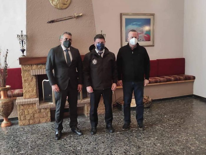 &Sigma;&upsilon;&nu;ά&nu;&tau;&eta;&sigma;&eta; &tau;&omicron;&upsilon; &alpha;&nu;&tau;&iota;&pi;&epsilon;&rho;&iota;&phi;&epsilon;&rho;&epsilon;&iota;ά&rho;&chi;&eta; &Sigma;&kappa;&alpha;&nu;&tau;&zeta;&omicron;ύ &mu;&epsilon; &tau;&omicron;&nu; &upsilon;&phi;&Epsilon;&Theta;&Alpha; &Nu;. &Chi;&alpha;&rho;&delta;&alpha;&lambda;&iota;ά