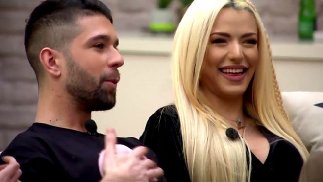 Power of Love | &Alpha;&upsilon;&tau;ή &epsilon;ί&nu;&alpha;&iota; &eta; &eta;&mu;&epsilon;&rho;&omicron;&mu;&eta;&nu;ί&alpha; &tau;&omicron;&upsilon; &Tau;&epsilon;&lambda;&iota;&kappa;&omicron;ύ