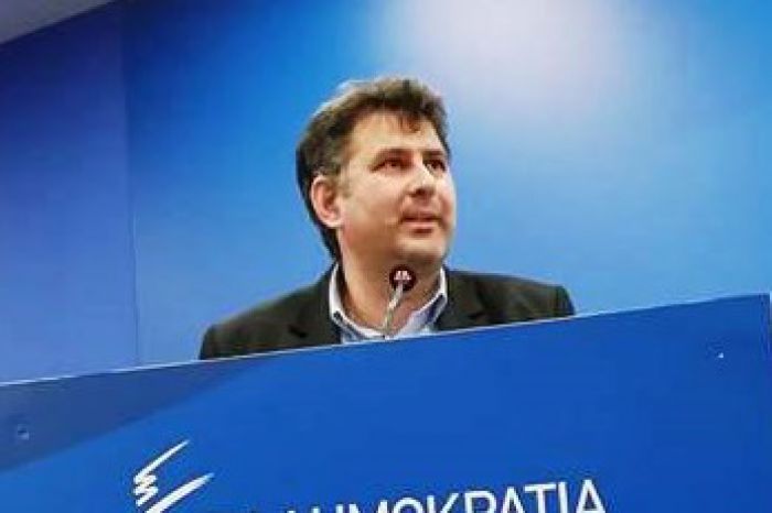 &Omicron; &Pi;έ&tau;&rho;&omicron;&sigmaf; &Alpha;&nu;&tau;&omega;&nu;ά&kappa;&omicron;&sigmaf; &upsilon;&pi;&omicron;&psi;ή&phi;&iota;&omicron;&sigmaf; &sigma;&tau;&eta; &Beta;1 &Delta;&Epsilon;&Epsilon;&Pi; (&Nu;&Omicron;&Delta;&Epsilon;) &Beta;ό&rho;&epsilon;&iota;&omicron;&upsilon; &Tau;&omicron;&mu;έ&alpha; &Alpha;&theta;ή&nu;&alpha;&sigmaf;