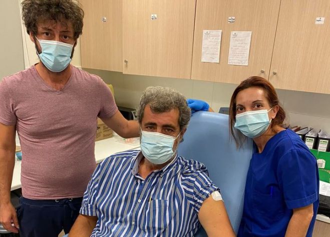 &Pi;&omicron;&lambda;ά&kappa;&eta;&sigmaf; | &laquo;&Gamma;&lambda;έ&nu;&tau;&iota;&raquo; &sigma;&epsilon; Twitter &kappa;&alpha;&iota; Facebook &gamma;&iota;&alpha; &tau;&omicron;&nu; &epsilon;&mu;&beta;&omicron;&lambda;&iota;&alpha;&sigma;&mu;ό &tau;&omicron;&upsilon; - &laquo;Έ&pi;&epsilon;&sigma;&epsilon; &kappa;&alpha;&iota; &alpha;&upsilon;&tau;ό &tau;&omicron; &kappa;ά&sigma;&tau;&rho;&omicron;&raquo;