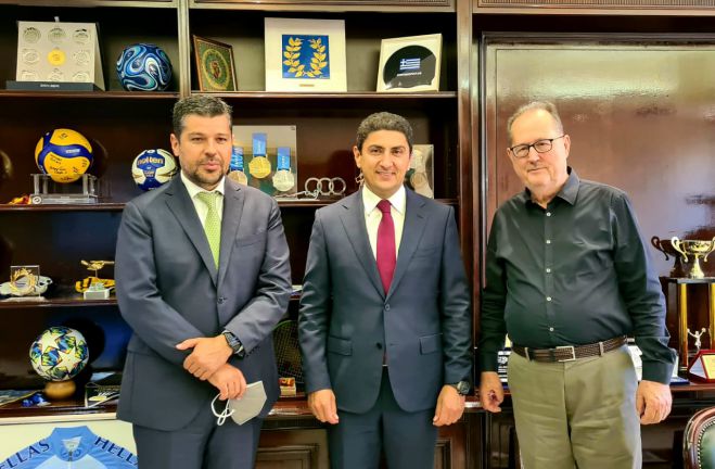 &Alpha;&upsilon;&gamma;&epsilon;&nu;ά&kappa;&eta;&sigmaf; &sigma;&epsilon; &Nu;ί&kappa;&alpha;: "&Phi;&iota;&lambda;&omicron;&delta;&omicron;&xi;&omicron;ύ&mu;&epsilon; &eta; &pi;ί&sigma;&tau;&alpha; Motocross &tau;&eta;&sigmaf; &Mu;&epsilon;&gamma;&alpha;&lambda;ό&pi;&omicron;&lambda;&eta;&sigmaf; &nu;&alpha; &alpha;&pi;&omicron;&tau;&epsilon;&lambda;έ&sigma;&epsilon;&iota; έ&nu;&alpha; &delta;&iota;&epsilon;&theta;&nu;έ&sigmaf; &kappa;έ&nu;&tau;&rho;&omicron;"