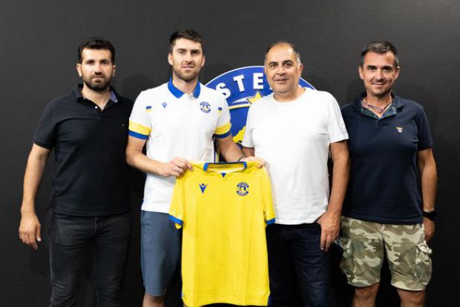 &Epsilon;&pi;ί&sigma;&eta;&mu;&omicron; | O Ervin Zukanovic &sigma;&tau;&omicron;&nu; &Alpha;&sigma;&tau;έ&rho;&alpha;!