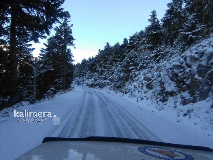 Μετά τα χιόνια ... παγετός στο δρόμο από Βυτίνα προς Χιονοδρομικό! (εικόνες)