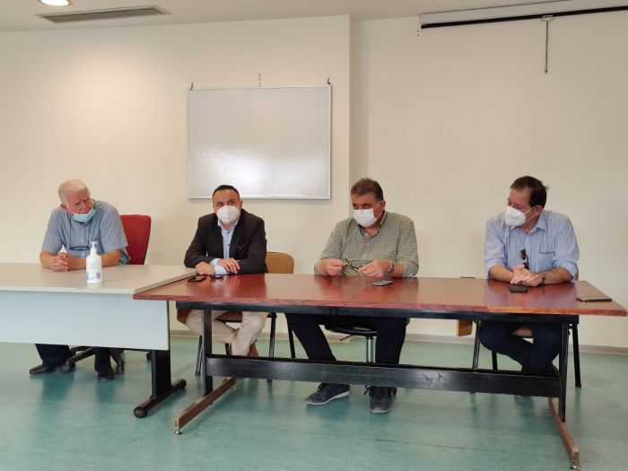 &Mu;&epsilon; &tau;&omicron;&nu; &Pi;&rho;ό&epsilon;&delta;&rho;&omicron; &tau;&omicron;&upsilon; &Pi;&alpha;&nu;&epsilon;&lambda;&lambda;ή&nu;&iota;&omicron;&upsilon; &Iota;&alpha;&tau;&rho;&iota;&kappa;&omicron;ύ &Sigma;&upsilon;&lambda;&lambda;ό&gamma;&omicron;&upsilon; &sigma;&upsilon;&nu;&alpha;&nu;&tau;ή&theta;&eta;&kappa;&epsilon; &omicron; &Beta;&alpha;&sigma;ί&lambda;&epsilon;&iota;&omicron;&sigmaf; &Psi;&upsilon;&chi;&omicron;&gamma;&upsilon;&iota;ό&sigmaf; (vd)