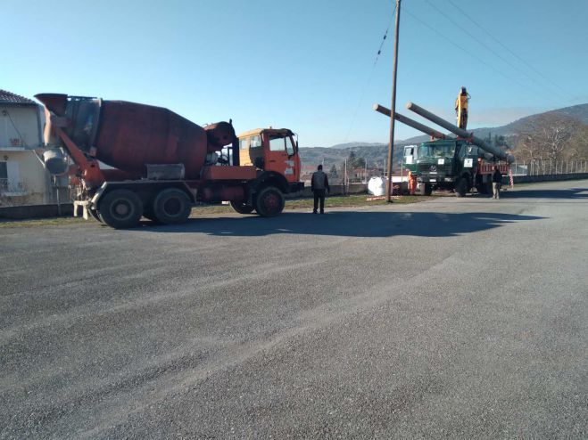 &Lambda;ύ&theta;&eta;&kappa;&epsilon; &tau;&omicron; &pi;&rho;ό&beta;&lambda;&eta;&mu;&alpha; &mu;&epsilon; &tau;&alpha; &kappa;&alpha;&lambda;ώ&delta;&iota;&alpha; &tau;&eta;&sigmaf; &Delta;&Epsilon;&Eta; &sigma;&tau;&omicron; &Delta;&eta;&mu;&omicron;&tau;&iota;&kappa;ό &gamma;ή&pi;&epsilon;&delta;&omicron; &Phi;&iota;&lambda;&iota;&kappa;ώ&nu;