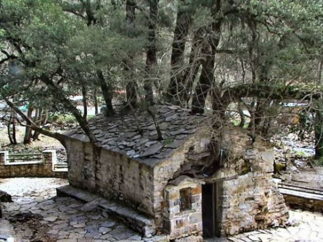 A&nu;&epsilon;&xi;ή&gamma;&eta;&tau;&alpha; &phi;&alpha;&iota;&nu;ό&mu;&epsilon;&nu;&alpha;  - &Tau;&omicron; &mu;&upsilon;&sigma;&tau;&eta;&rho;&iota;ώ&delta;&epsilon;&sigmaf; &epsilon;&kappa;&kappa;&lambda;&eta;&sigma;ά&kappa;&iota; &tau;&eta;&sigmaf; &Alpha;&gamma;ί&alpha;&sigmaf; &Theta;&epsilon;&omicron;&delta;ώ&rho;&alpha;&sigmaf; &kappa;&omicron;&nu;&tau;ά &sigma;&tau;&eta; &Mu;&epsilon;&gamma;&alpha;&lambda;ό&pi;&omicron;&lambda;&eta;...
