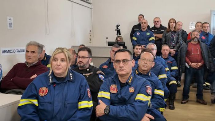 &Eta; &Epsilon;&lambda;&lambda;&eta;&nu;&iota;&kappa;ή &Omicron;&mu;ά&delta;&alpha; &Delta;&iota;ά&sigma;&omega;&sigma;&eta;&sigmaf; &Alpha;&rho;&kappa;&alpha;&delta;ί&alpha;&sigmaf; &sigma;&tau;&eta; &sigma;ύ&sigma;&kappa;&epsilon;&psi;&eta; &mu;&epsilon; &tau;&omicron;&nu; &Upsilon;&pi;&omicron;&upsilon;&rho;&gamma;ό &Pi;&omicron;&lambda;&iota;&tau;&iota;&kappa;ή&sigmaf; &Pi;&rho;&omicron;&sigma;&tau;&alpha;&sigma;ί&alpha;&sigmaf; &sigma;&tau;&eta;&nu; &Tau;&rho;ί&pi;&omicron;&lambda;&eta;