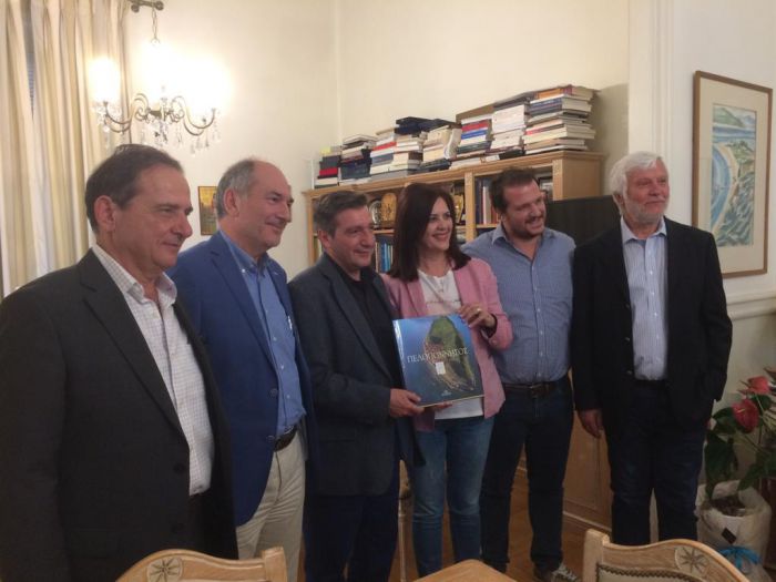 Η συνάντηση Τατούλη - Καμίνη στην Τρίπολη! (εικόνες)