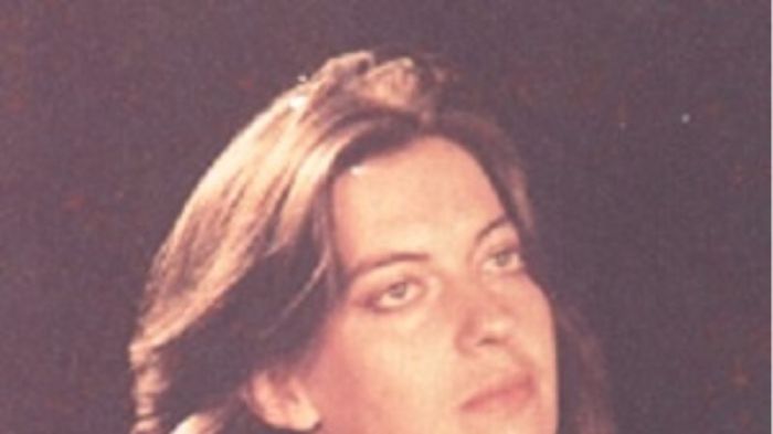 Έ&phi;&upsilon;&gamma;&epsilon; &alpha;&pi;ό &tau;&eta; &zeta;&omega;ή &eta; &eta;&theta;&omicron;&pi;&omicron;&iota;ό&sigmaf; &Beta;ί&kappa;&upsilon; &Psi;&alpha;&lambda;&tau;ί&delta;&omicron;&upsilon;