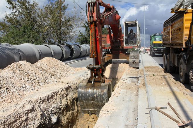 Συνεργασία Περιφέρειας – ΔΕΥΑΤ για την «Κατασκευή τεχνικού ομβρίων στον Άγιο Κωνσταντίνο»