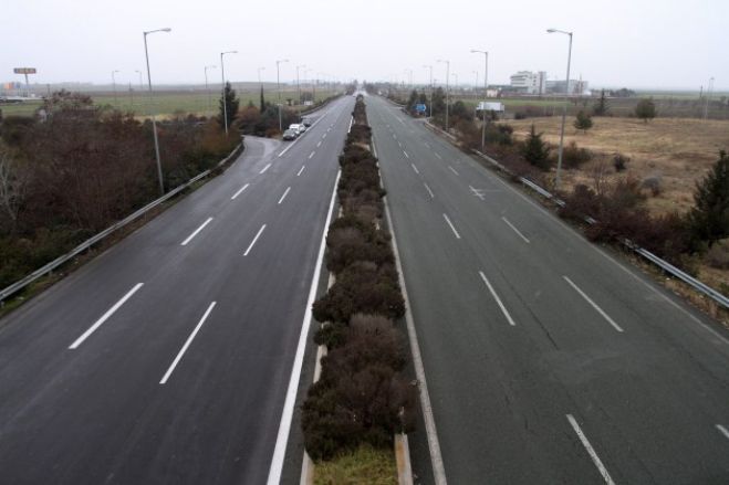"&Alpha;&theta;ή&nu;&alpha; - &Theta;&epsilon;&sigma;&sigma;&alpha;&lambda;&omicron;&nu;ί&kappa;&eta;" &sigma;&epsilon; 4 ώ&rho;&epsilon;&sigmaf; &kappa;&alpha;&iota; 15 &lambda;&epsilon;&pi;&tau;ά: &Eta; &nu;έ&alpha; &sigma;ή&rho;&alpha;&gamma;&gamma;&alpha; &pi;&omicron;&upsilon; &alpha;&lambda;&lambda;ά&zeta;&epsilon;&iota; &tau;&alpha; &delta;&epsilon;&delta;&omicron;&mu;έ&nu;&alpha; (vd)