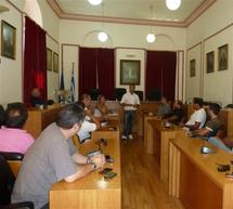Ξένες γλώσσες μαθαίνουν οι ταξιτζήδες της Καλαμάτας!